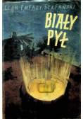 Biały pył