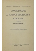 Uwarstwienie a rozwój społeczny