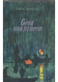 Gród nad jeziorem