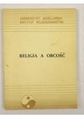 Religia a obcość