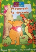 Kubuś puchatek Prosiaczek na drzewie