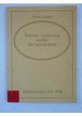 Badacz społeczny wobec doświadczenia