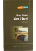 Most i drzwi