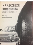 Kradzieże samochodów: studia i materiały