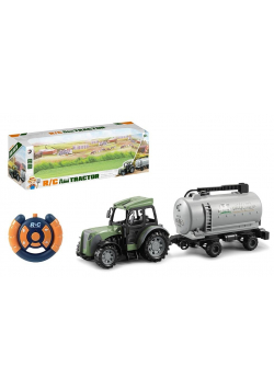Traktor z beczkowozem