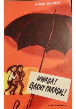 Uwaga Czarny parasol