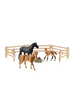 Farm World Koń tennessee walker na pastwisku