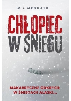 Chłopiec w śniegu