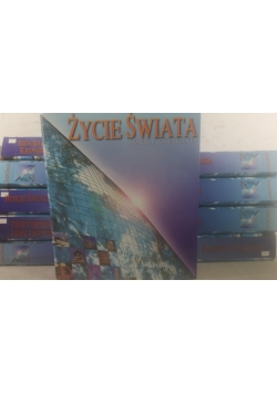 Życie świata dzieje i wydarzenia. Zestaw 10 segregatorów